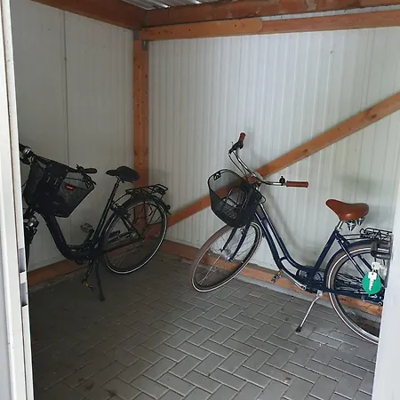 Ferienwohnug Mit Balkon Und Carport