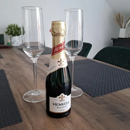 Ferienwohnug Mit Balkon Und Carport Dülmen