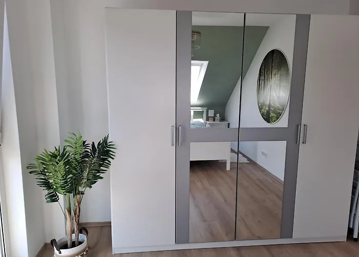 Ferienwohnug Mit Balkon Und Carport アパート