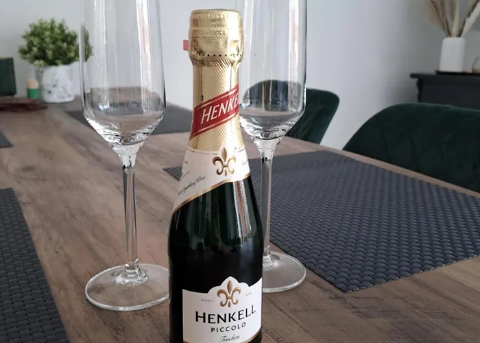 Ferienwohnug Mit Balkon Und Carport Dülmen